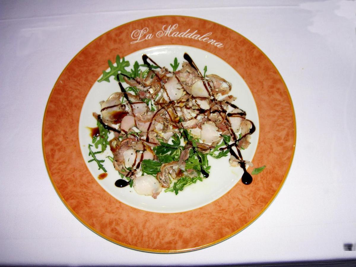 Hotel La Maddalena 콰트로 카스텔라 외부 사진